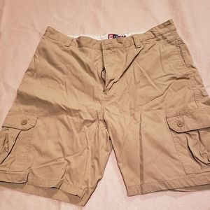 Chaps cargo khaki shorts